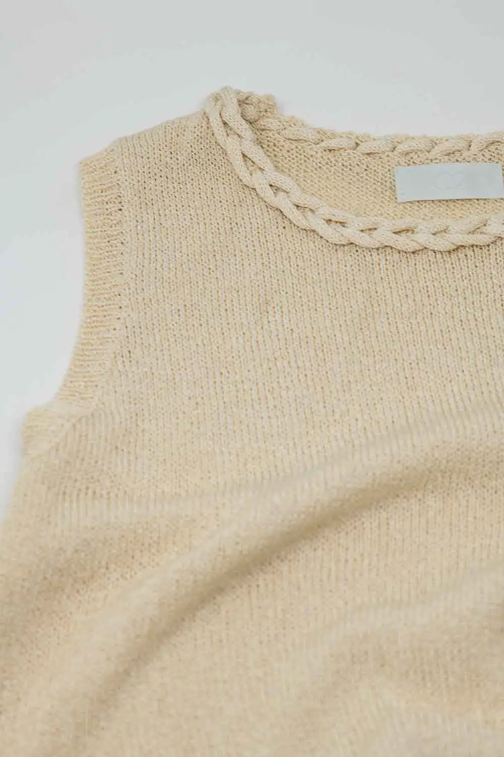 Sleeveless beige Sweater With Crew Neckline And Braid Detail At Neckline - One Size / White - Sweaters