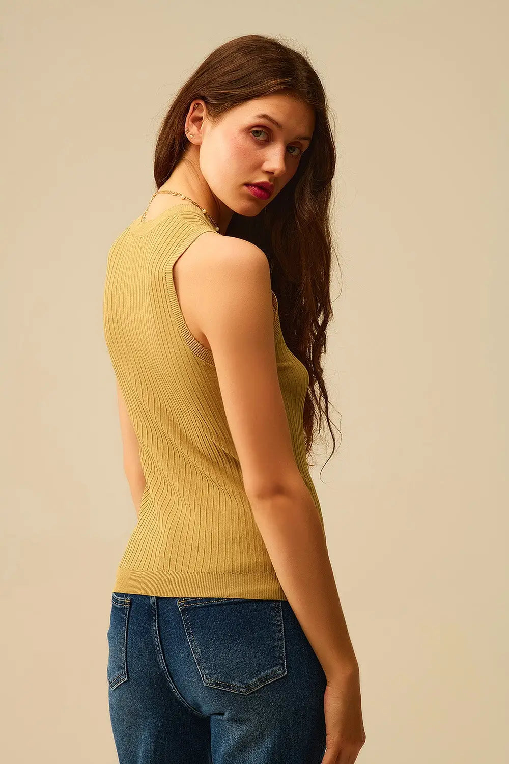 Sleeveless Ribbed knitted Top In camel - One Size / Blue - Sweaters