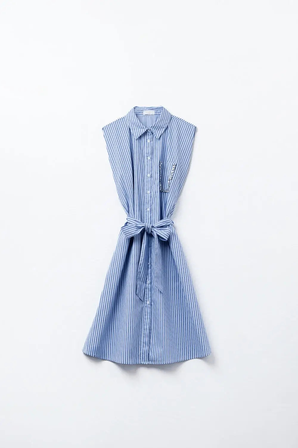 Sleeveless Shirt Dress With Belt And Embroidered Pocket - Dresses