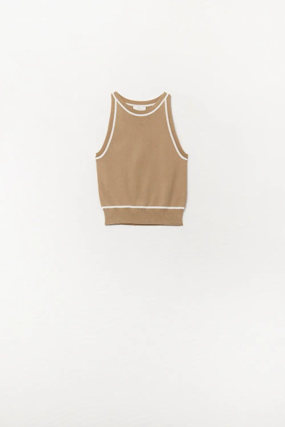 Q2 Sleeveless Sweater In Camel Featuring detail White Lines