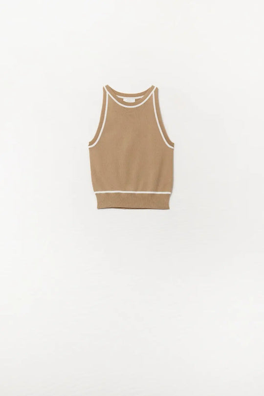 Q2 Sleeveless Sweater In Camel Featuring detail White Lines