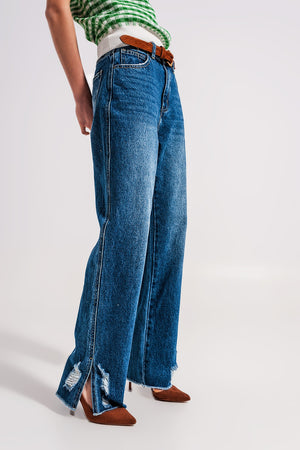 Q2 Split hem jeans in medium denim