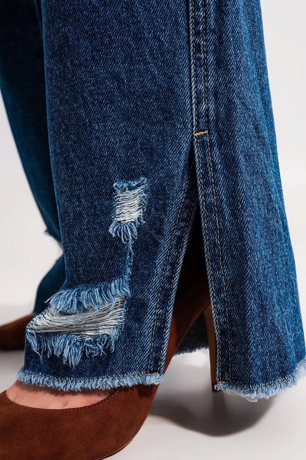 Split hem jeans in medium denim - Jeans