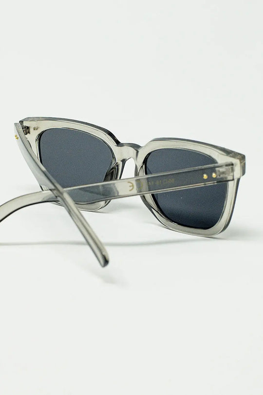 square bevel frame sunglasses in grey - One Size / Grey
