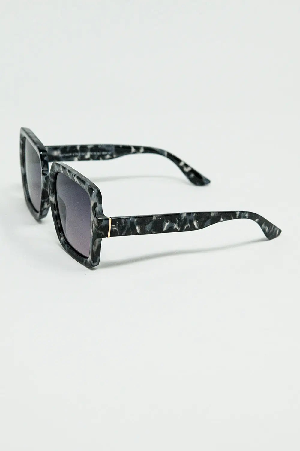 Squared Sunglasses In Black and White Grey Spot Details - One Size / Grey