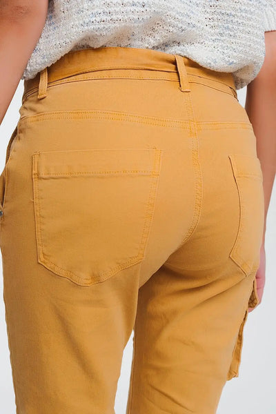 straight cut pants in mustard - Jeans