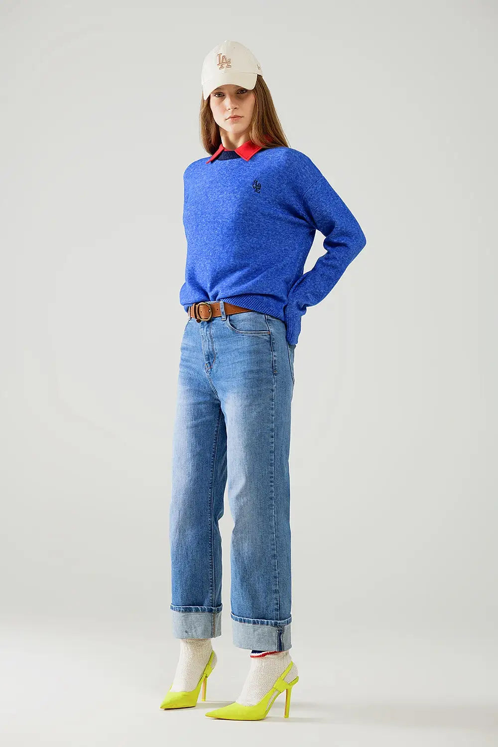 Straight Fit Cuffed Jeans with Mid Wash - Jeans