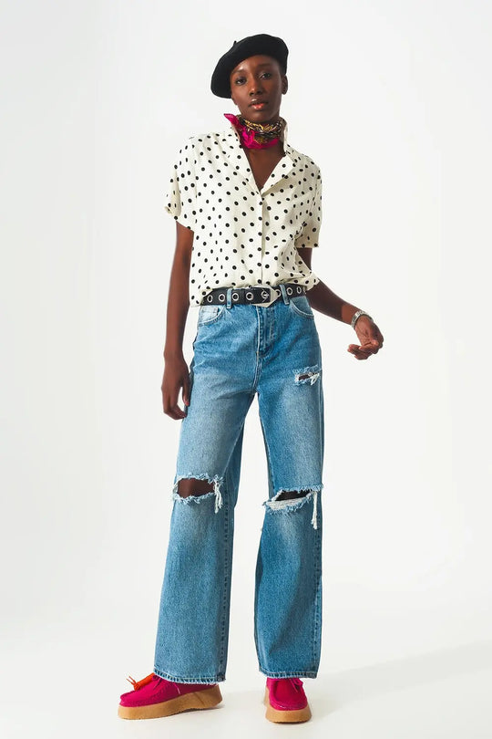 Straight jean in medium wash with rip and split hem - Jeans