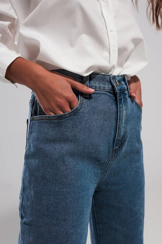 Straight jean in mid blue - Jeans
