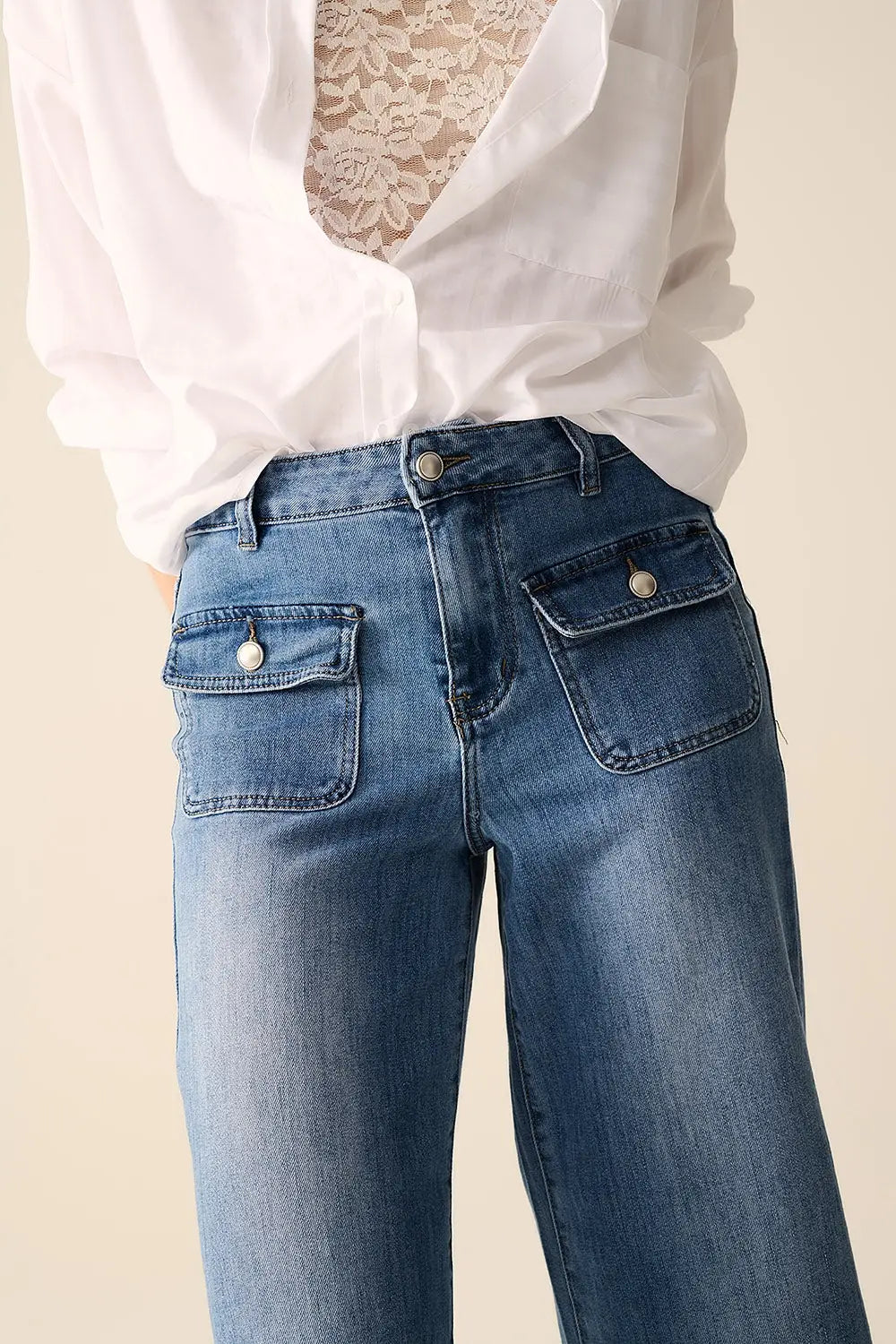 Straight jeans with back pockets at the front - Jeans