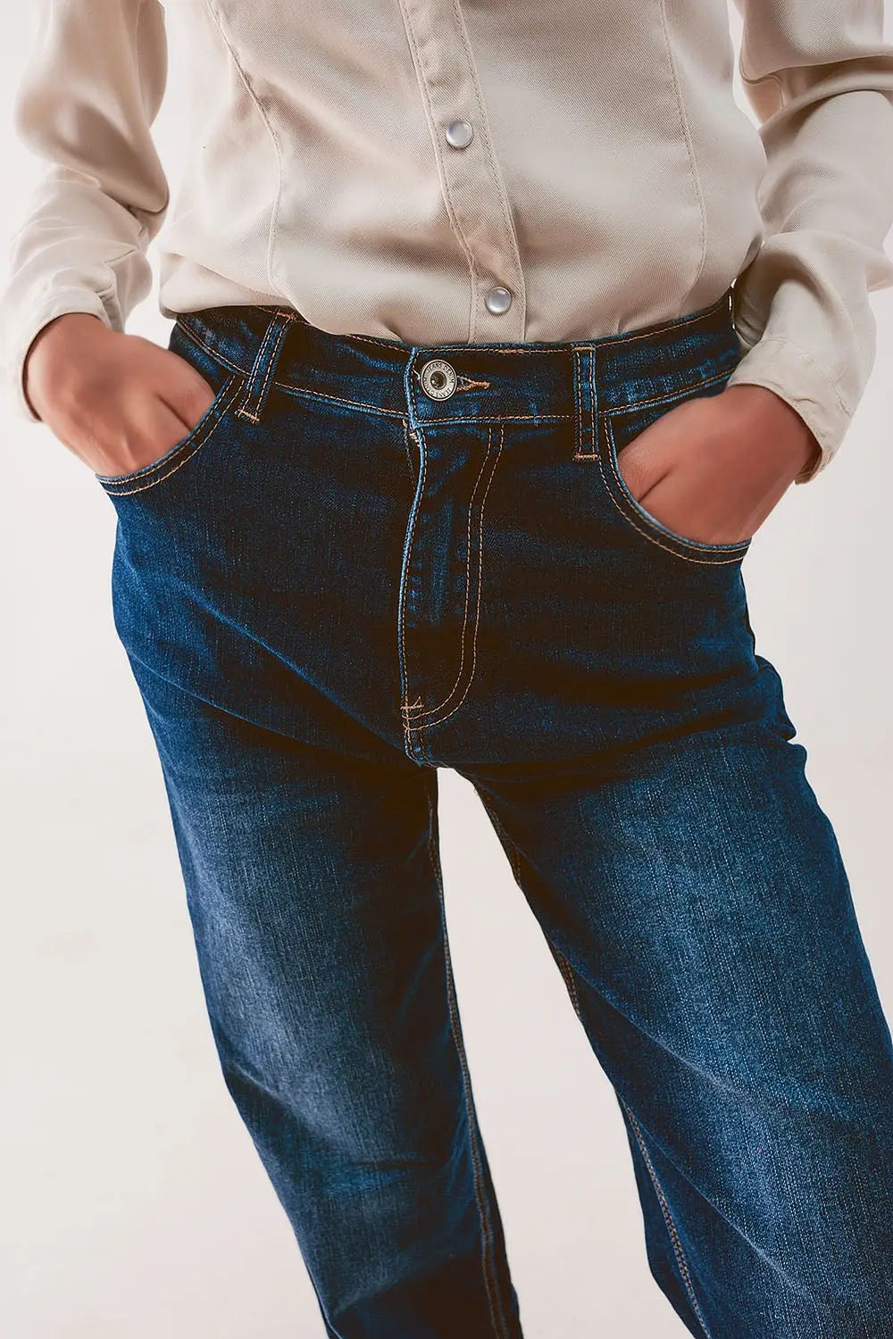 Straight leg 90s jeans with in dark blue - Jeans