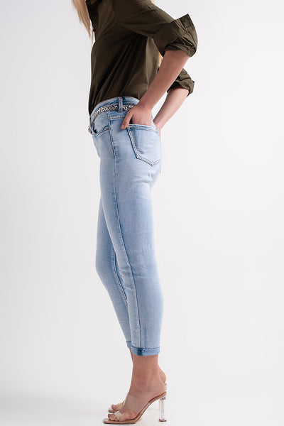 Straight leg jeans with folded ankles in light denim