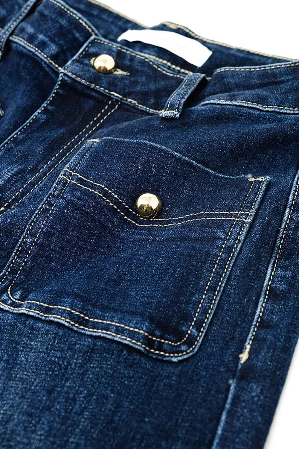 Straight Leg Jeans With Front Pockets and Button - Jeans
