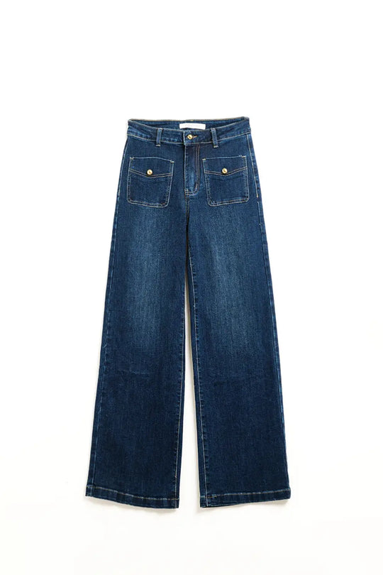 Straight Leg Jeans With Front Pockets and Button - Jeans