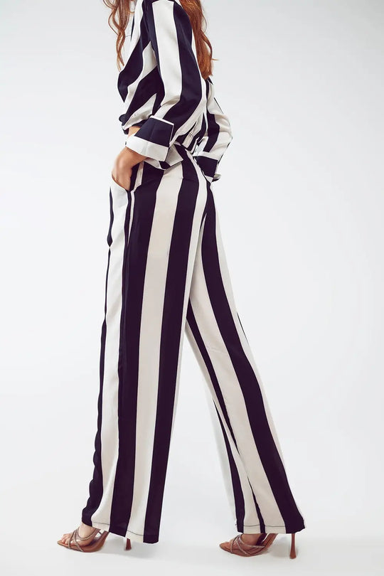 Straight Pants Stripe design and Relaxed fit in Black and White - Pants