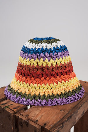 Q2 Straw bucket hat in rainbow