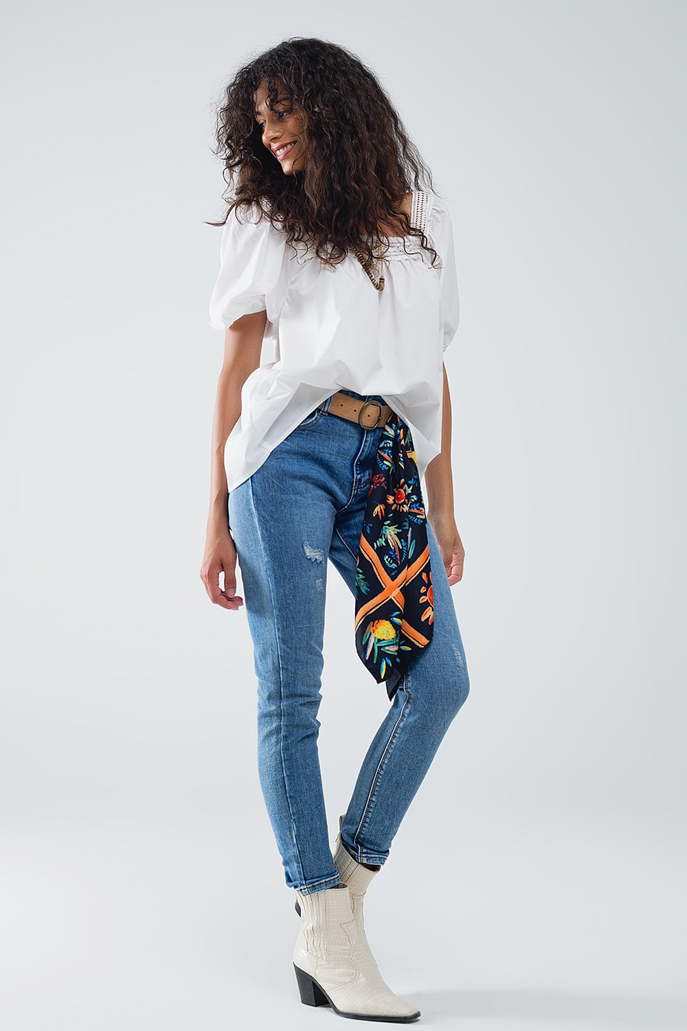 Stretch Denim super Skinny Jeans In MIdwash With Distress Details