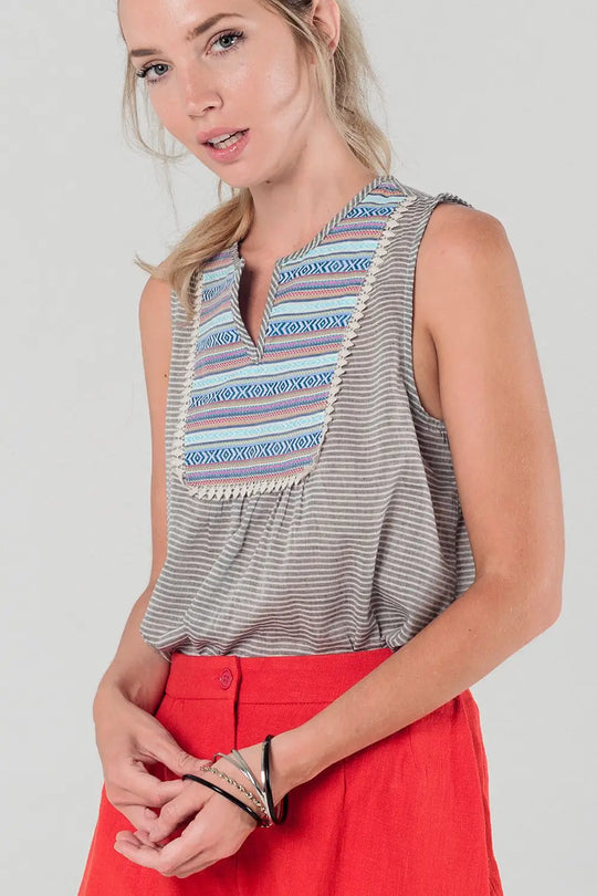 Striped gray top with multicolor front detail - Shirts