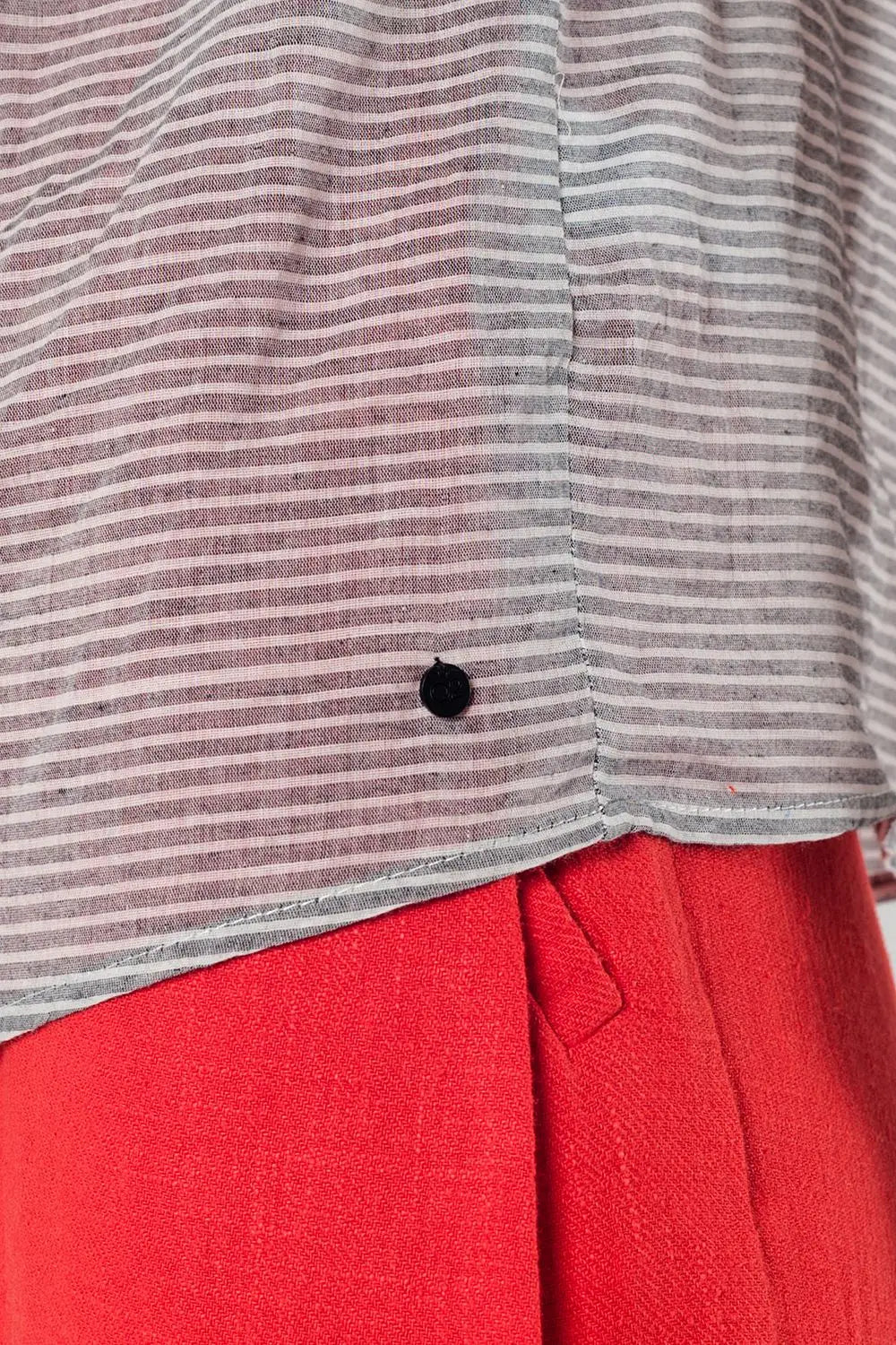 Striped gray top with multicolor front detail - Shirts