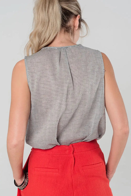 Striped gray top with multicolor front detail - Shirts