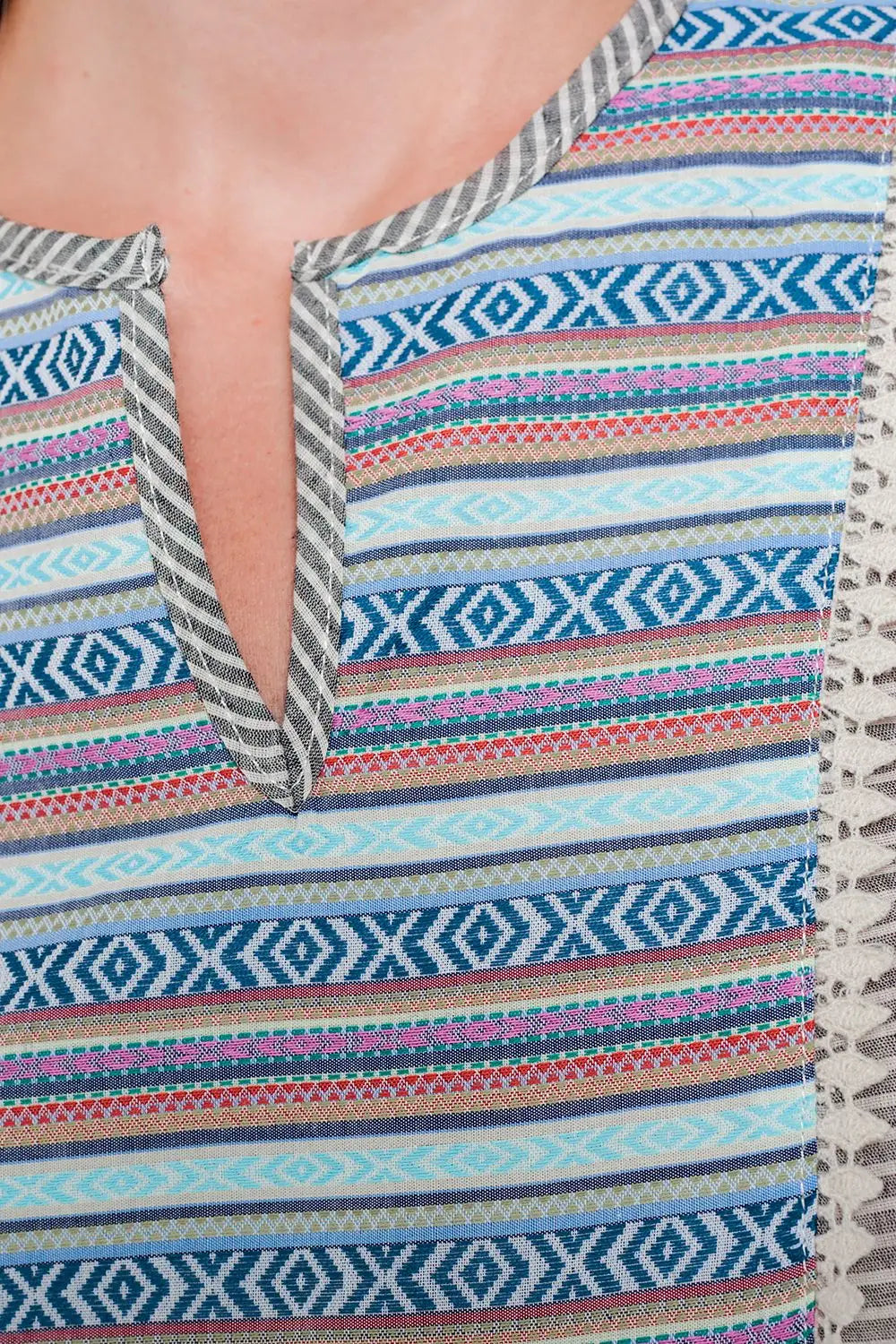 Striped gray top with multicolor front detail - Shirts