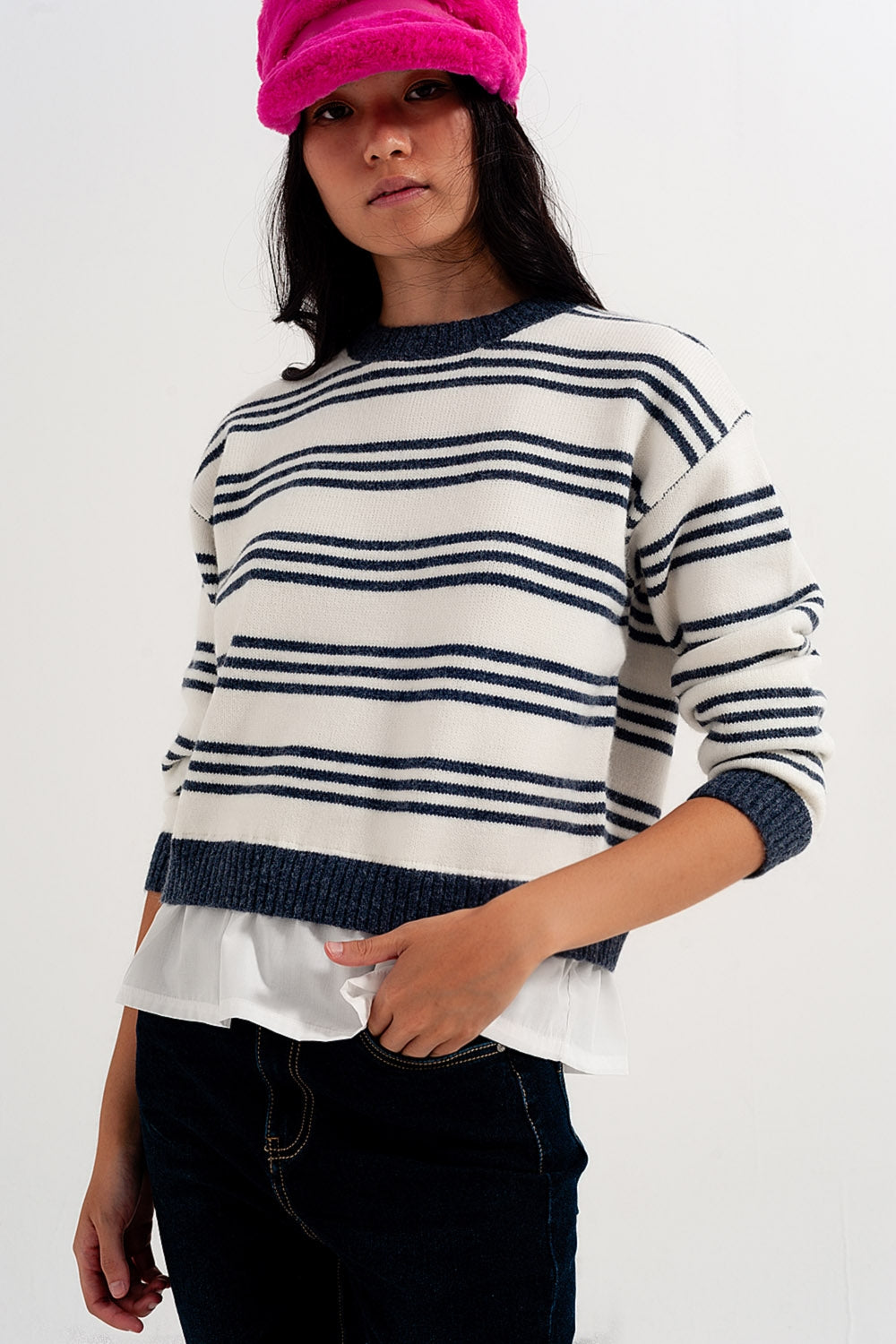 Striped long sleeved sweater in white