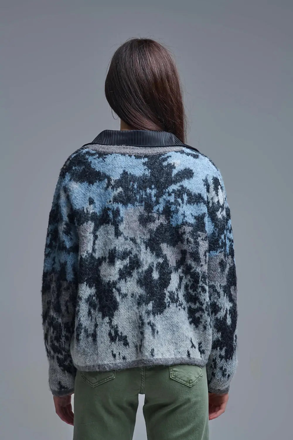 Stylish Gray Knit Cardigan with sequin Abstract Print - One Size / Grey - Coats and Jackets