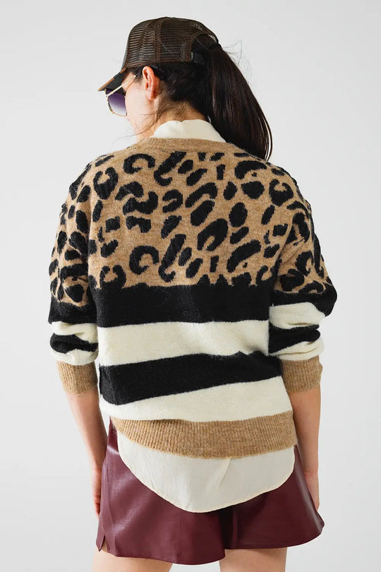 stylish knitted panther print sweater with black and white stripes - One Size / Brown - Sweaters
