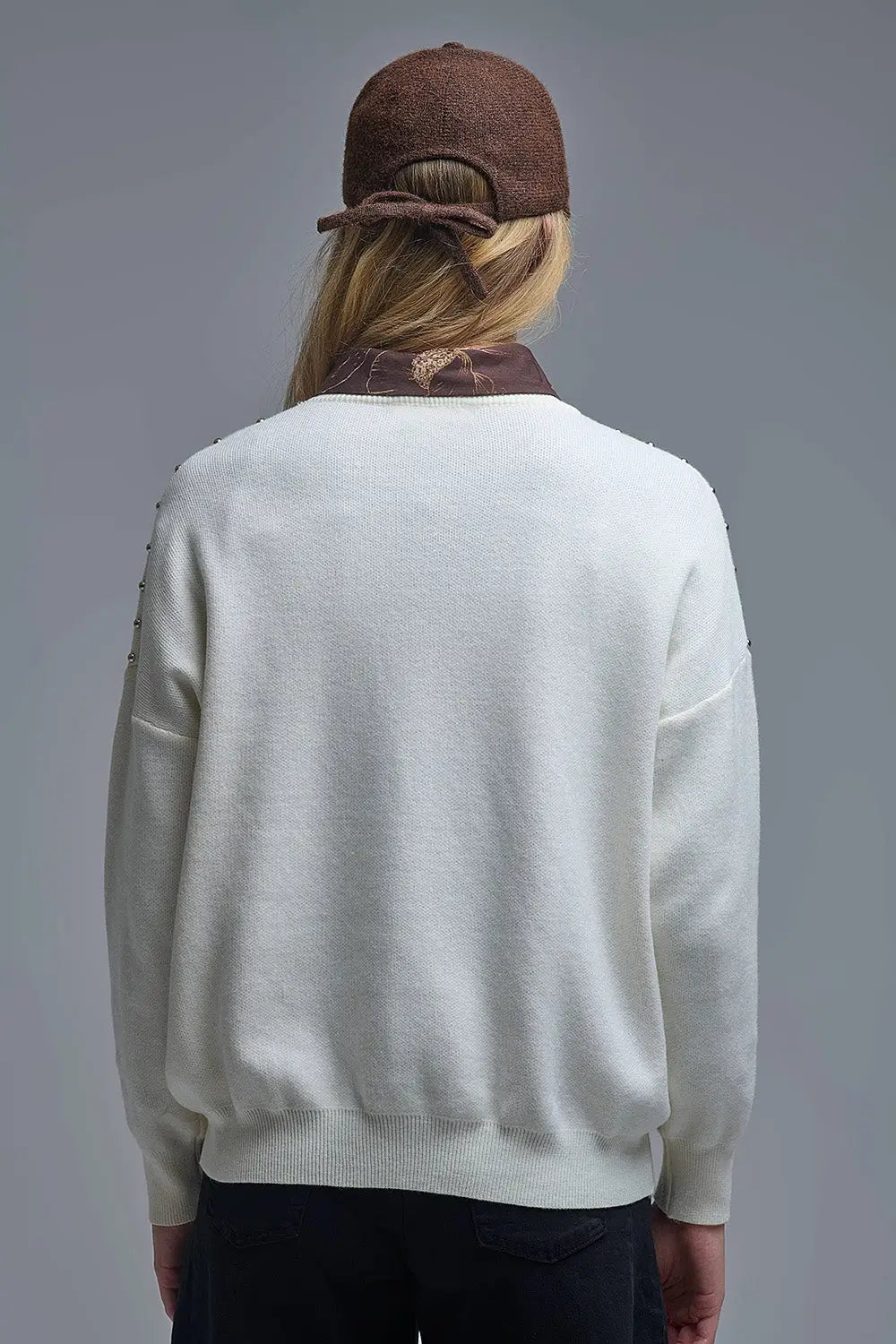 Stylish White Knitted Sweater with Fringe - One Size / White - Sweaters