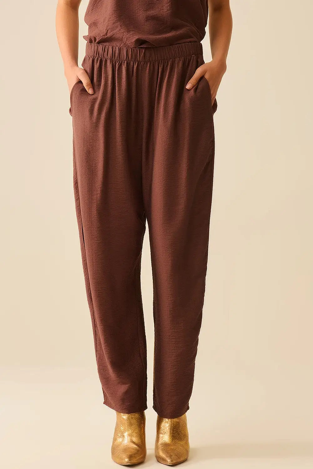 Q2 Summery Pants With Elastic Waist and Pockets In Brown