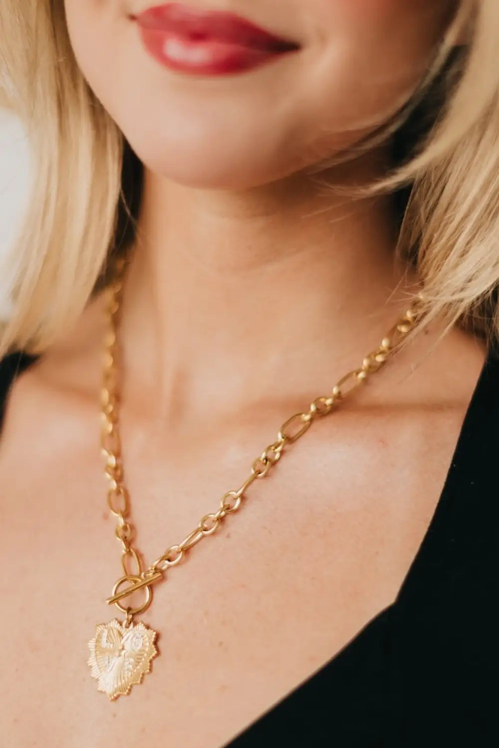 Sunburst Heart Love Pendant Necklace - WATERPROOF - Toggle - Necklace