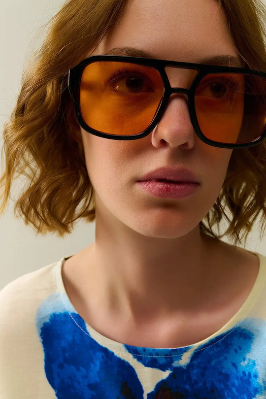 Sunglasses with black frames and orange lenses - One Size / Orange
