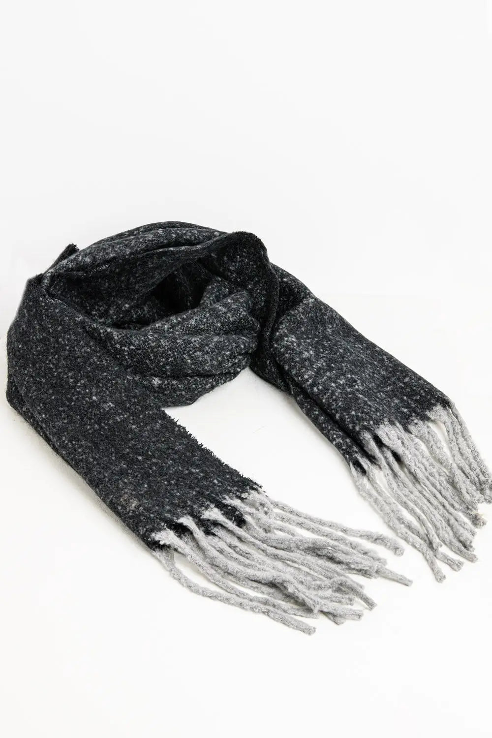 Super fluffy scarf in black - One Size / Black - Scarves & Hats