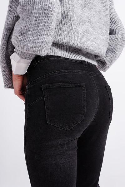 Super high rise skinny leg jeans in black