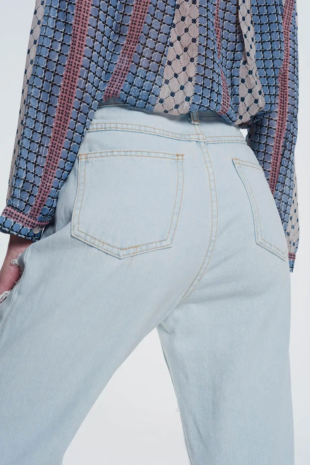 super ripped boyfriend jeans in light blue - Jeans