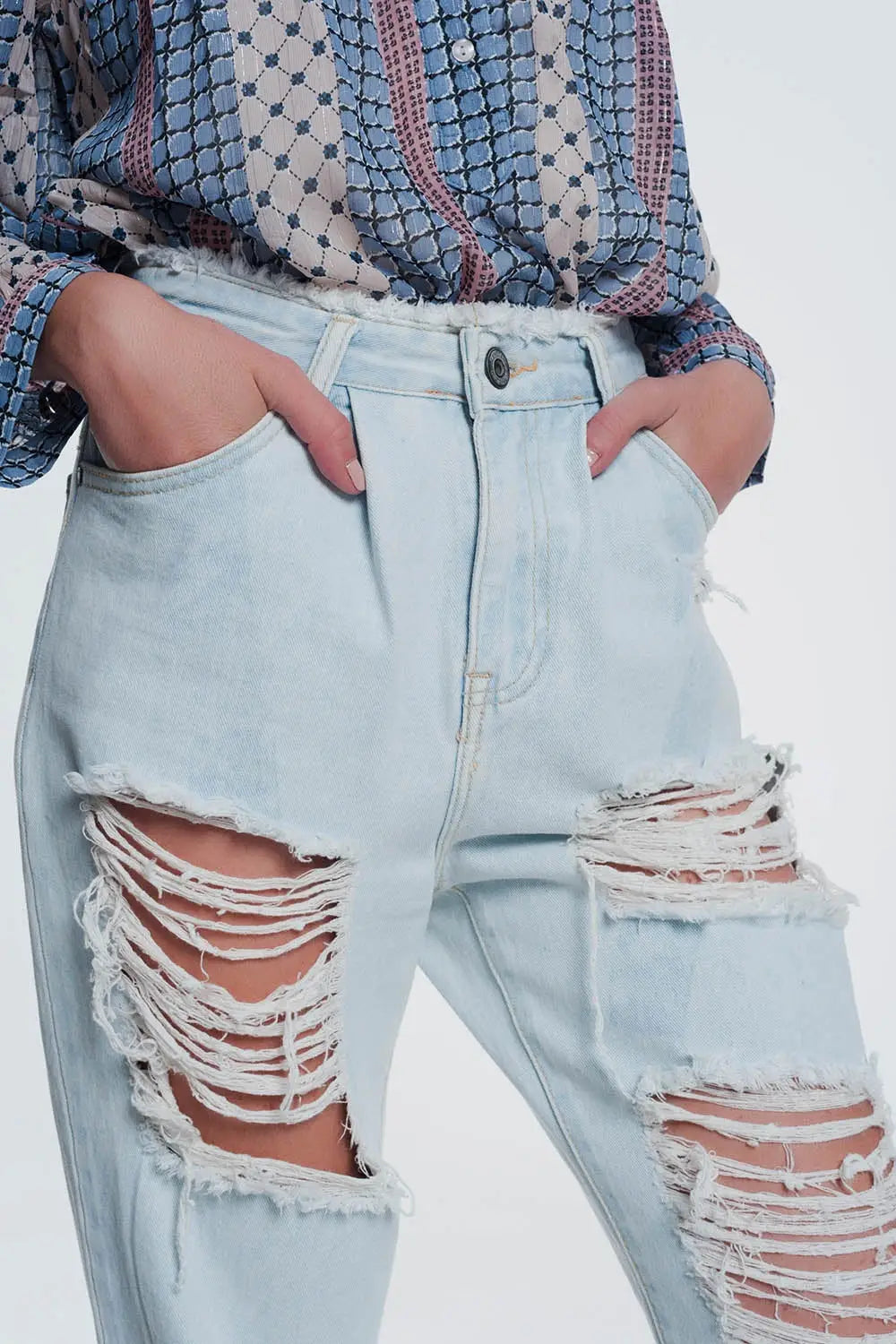super ripped boyfriend jeans in light blue - Jeans