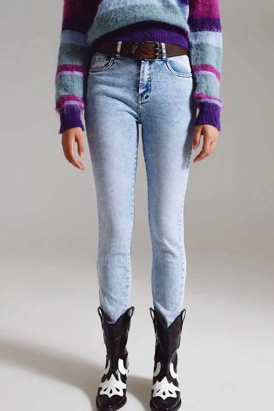 Super skinny jeans in mid rise in light blue wash - Jeans