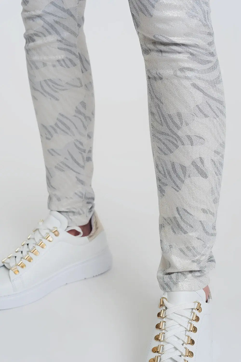 super skinny pants with stirrup in camo - Jeans