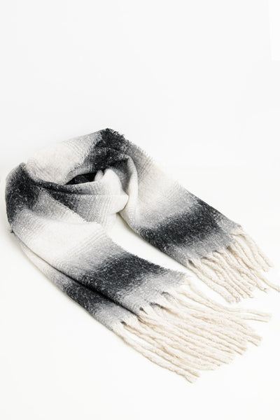 Supersoft long woven scarf with fringe in black