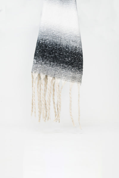 Q2 Supersoft long woven scarf with fringe in black