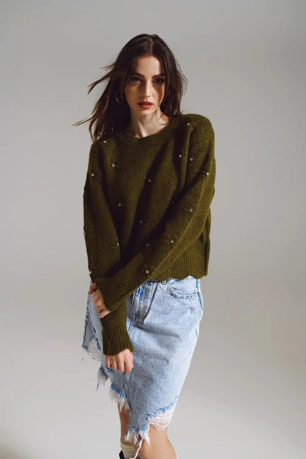 Sweater with Knitted Flowers and strass embellished in khaki - One Size / Green - Sweaters