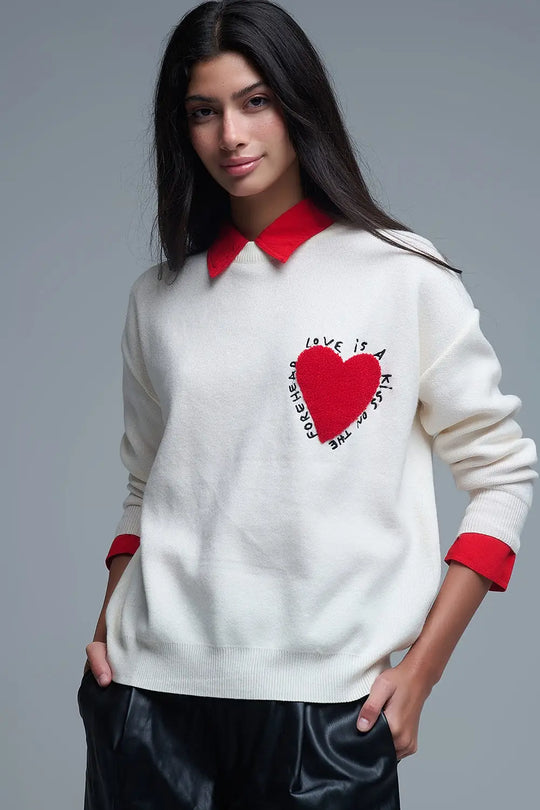 Sweatshirt tricoté avec texte et cœur brodé en crème - One Size / blanc - Pulls