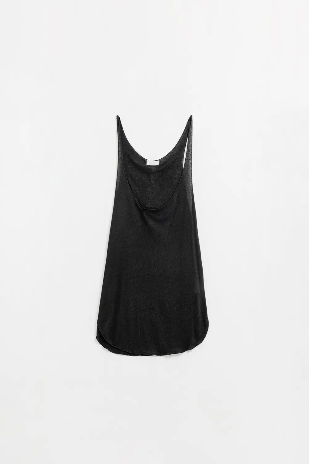 Q2 T-black wide neck tank top