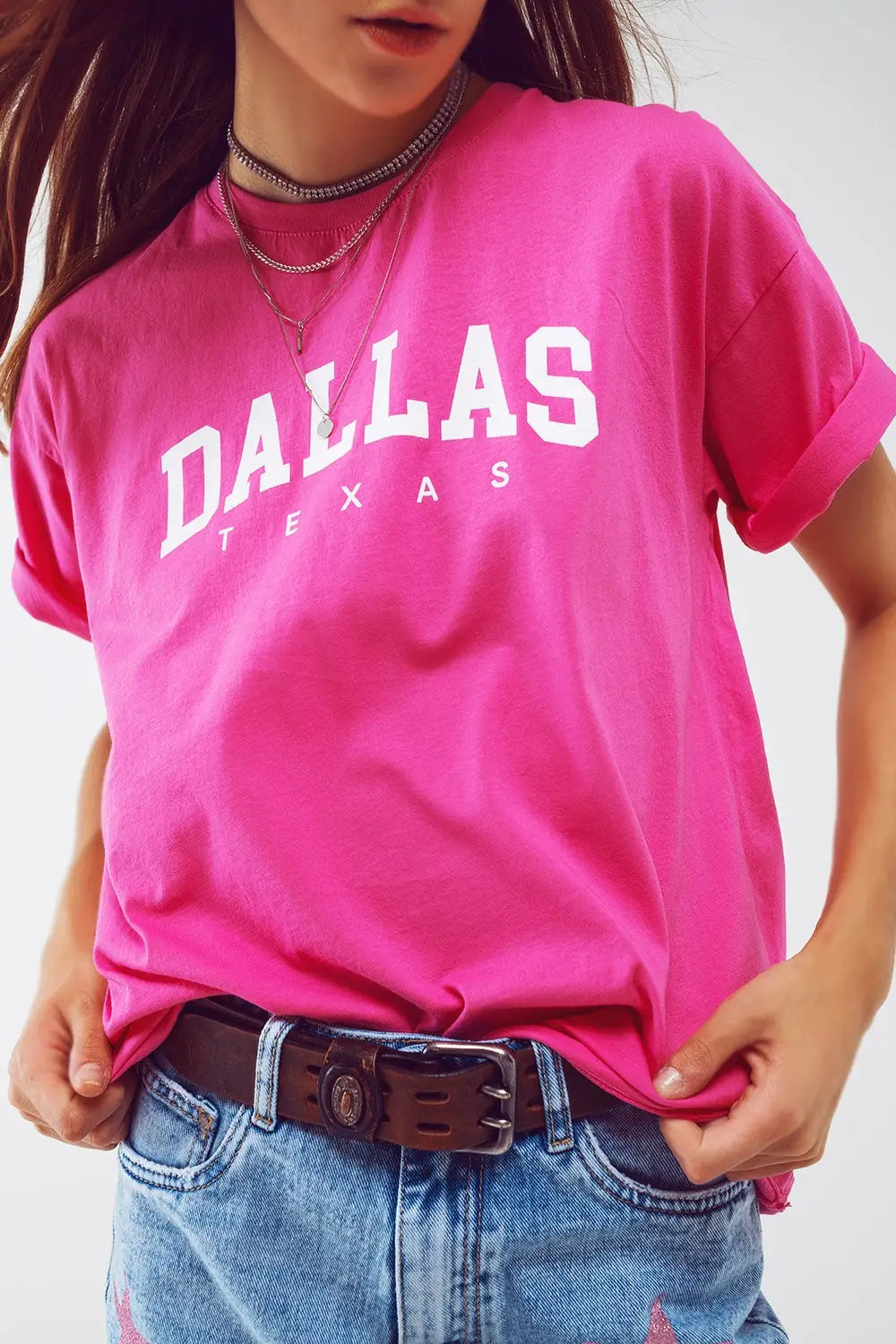 T Shirt with Dallas Texas Text in Fuchsia - One Size / Fuchsia - Tops