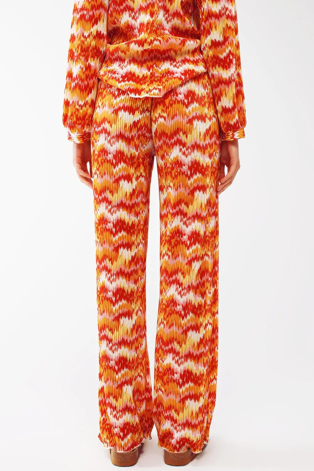 Textured Straight Leg Pants in Abstract Print - Pants