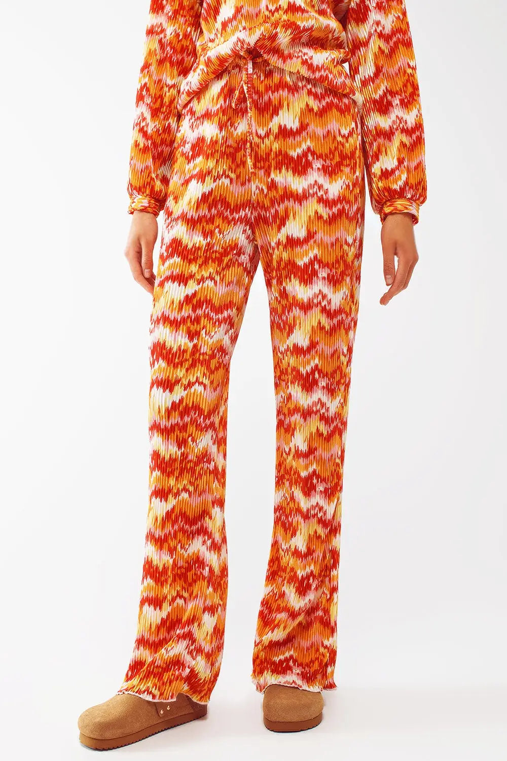 Textured Straight Leg Pants in Abstract Print - Pants