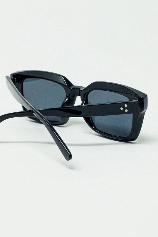 Thick Square Frame Sunglasses Chunky Retro - One Size / Black