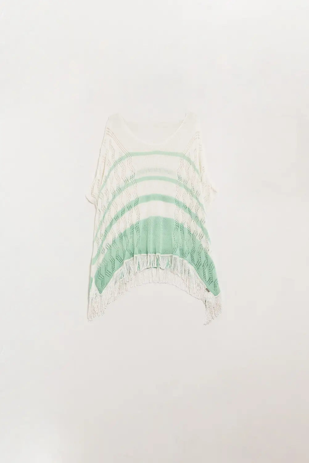 Q2 Thin White Striped Sweater With Fringe Edge