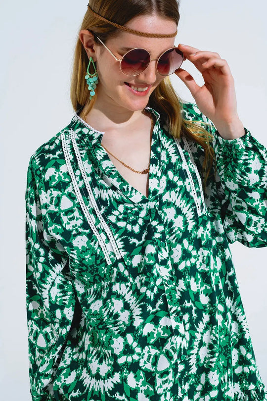 Tie Dye Print Short Dress With Long Sleeves And Lace Trim in Green - Dresses