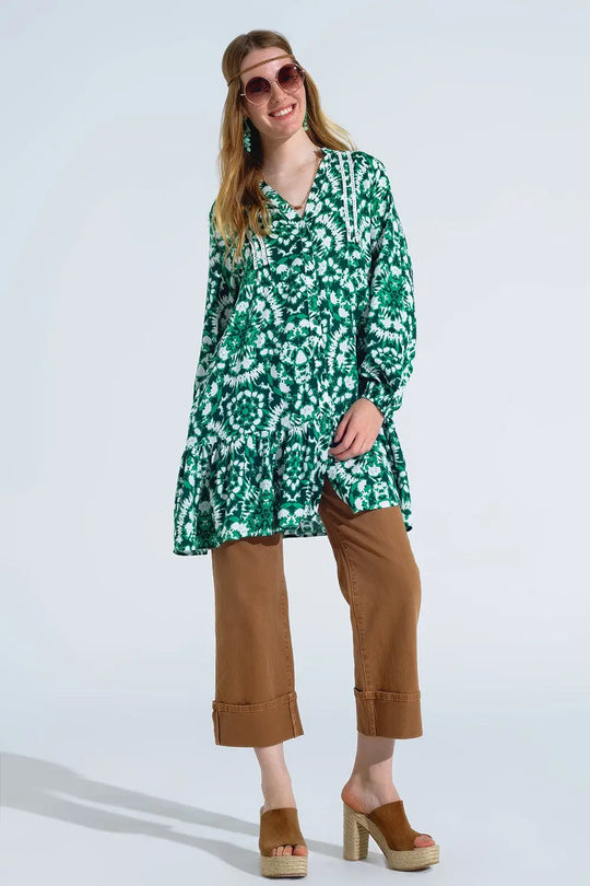 Tie Dye Print Short Dress With Long Sleeves And Lace Trim in Green - Dresses